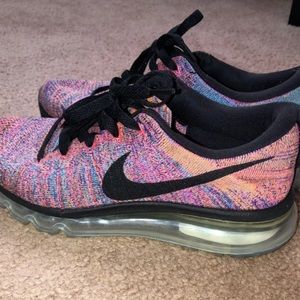 Nike fly knit sneakers